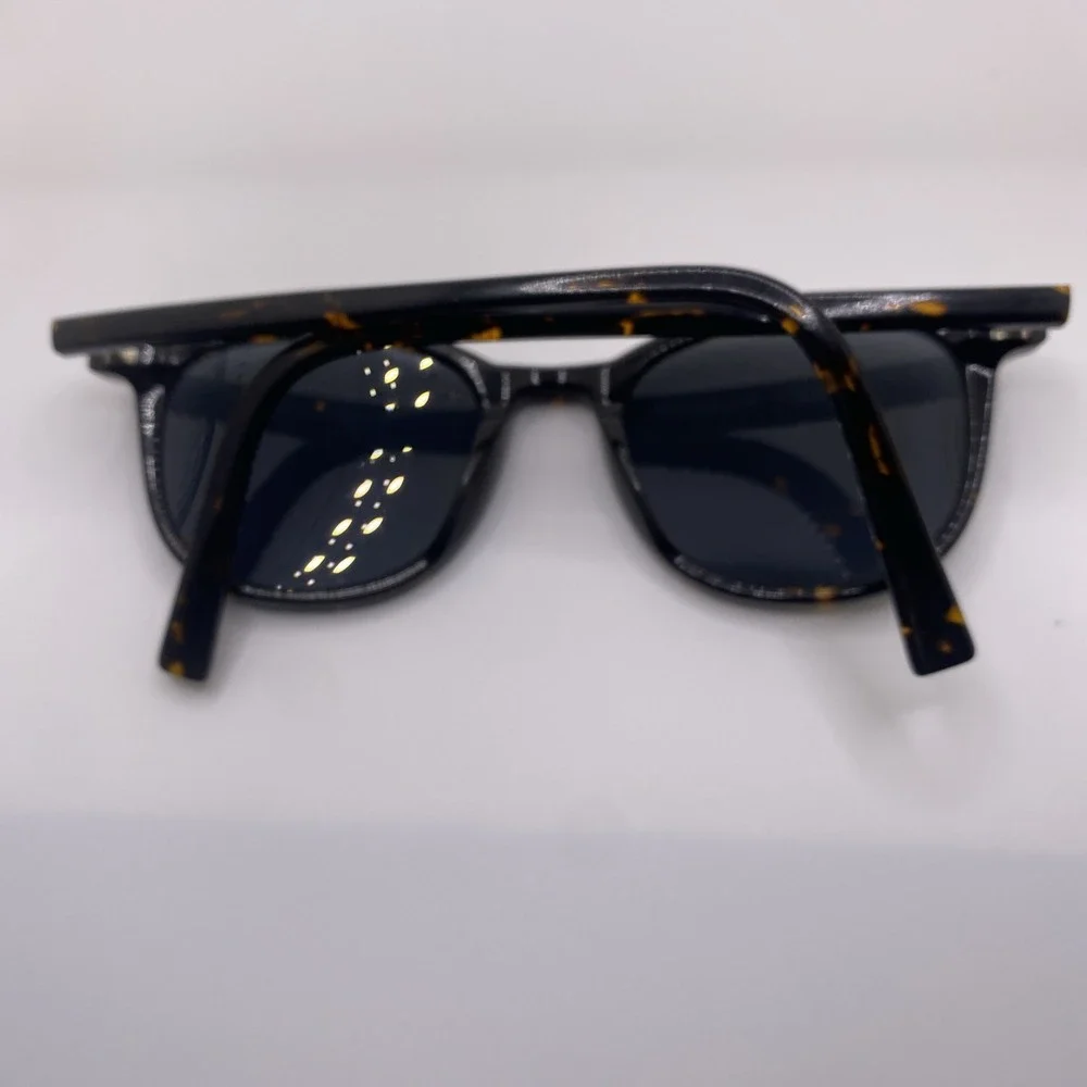 Warby Parker Sunglasses Eyeglass FRAME ONLY Durand 48-18-142 Brown Tortoise 024